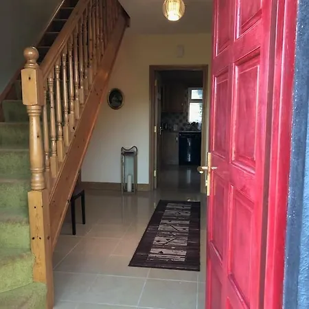 Modern Six Bedroom House Westport