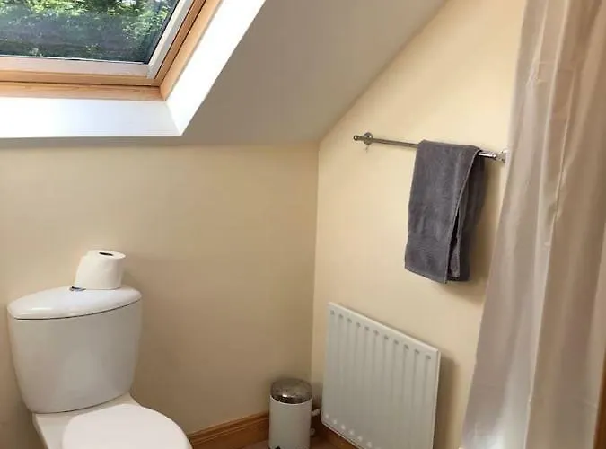 Modern Six Bedroom House *