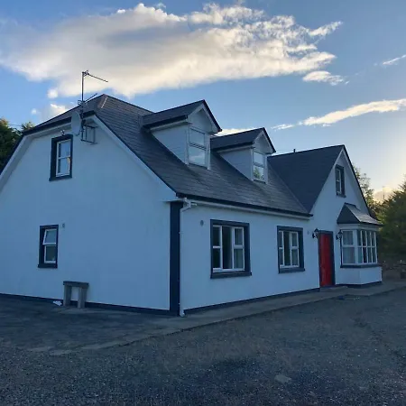 Modern Six Bedroom House Holiday home Westport